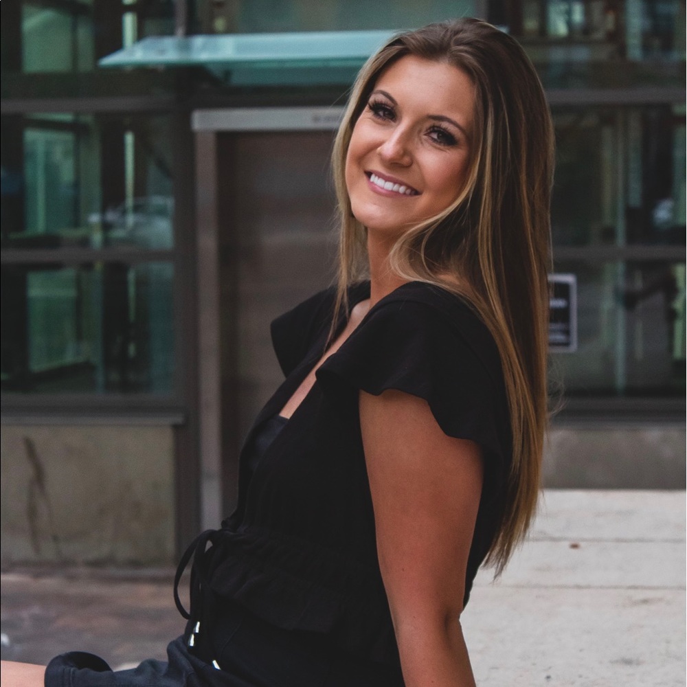 Meet your Posher, Loren